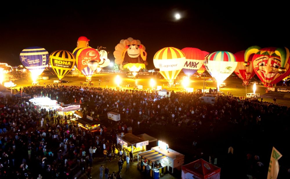 Gatineau Balloon Festival by night